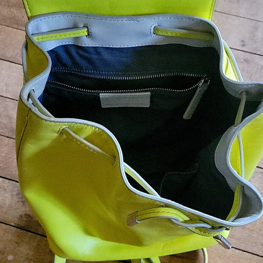 Yellow Marc Jacob Backpack - Picture 3 of 4